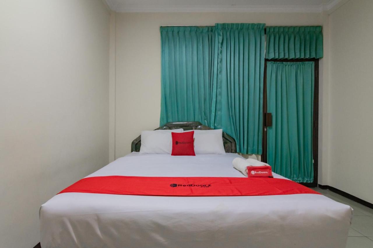 Reddoorz @ Achino Hotel Bandung Exterior foto