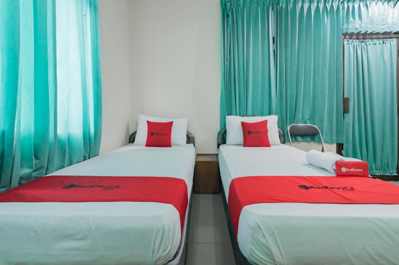 Reddoorz @ Achino Hotel Bandung Exterior foto