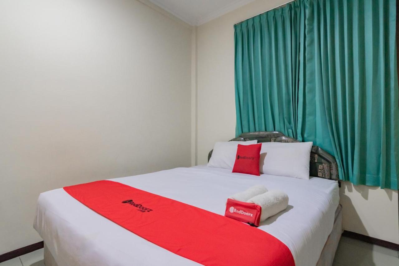 Reddoorz @ Achino Hotel Bandung Exterior foto